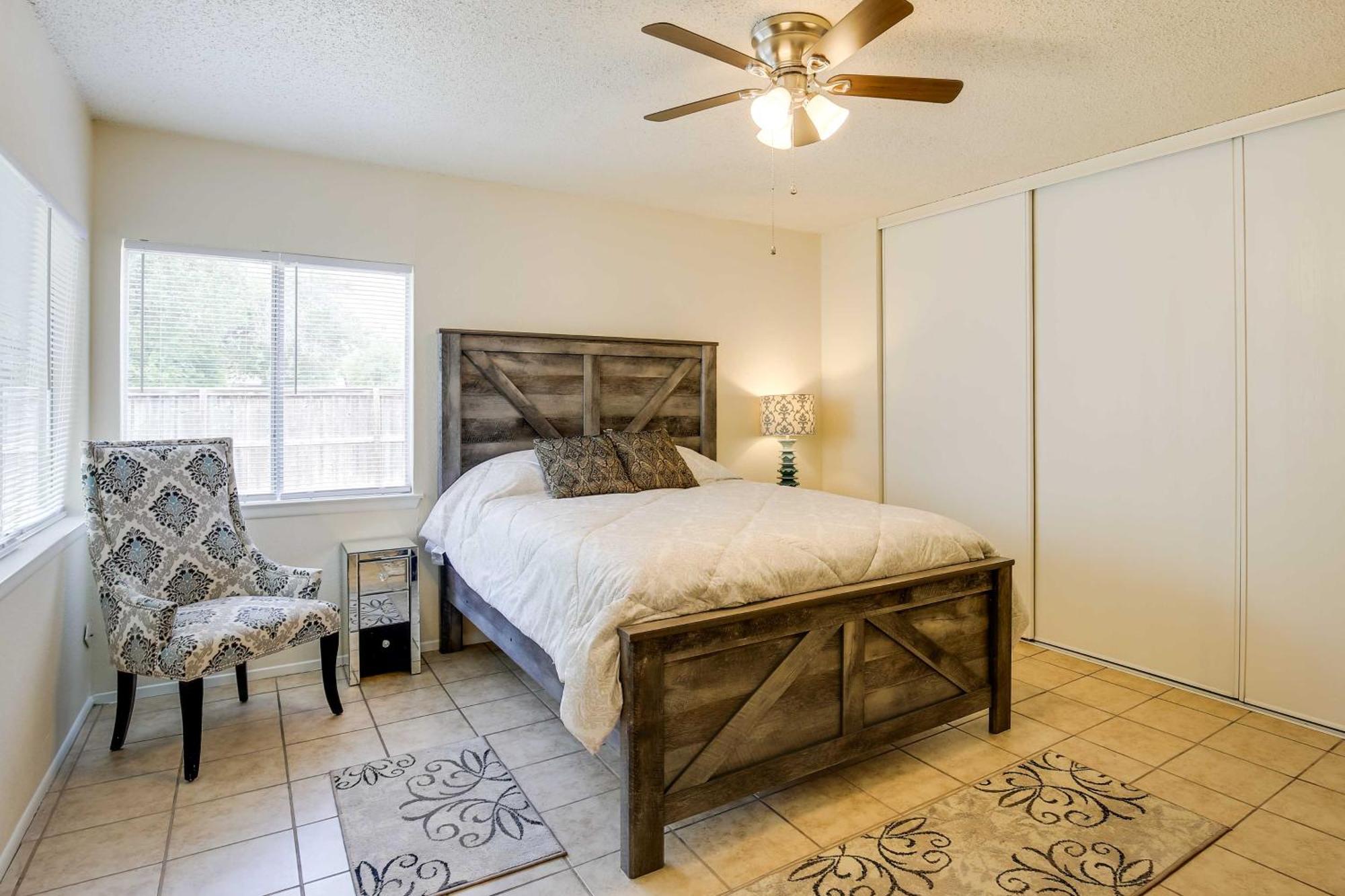 Sunny San Antonio Home With Backyard And Patio! ภายนอก รูปภาพ