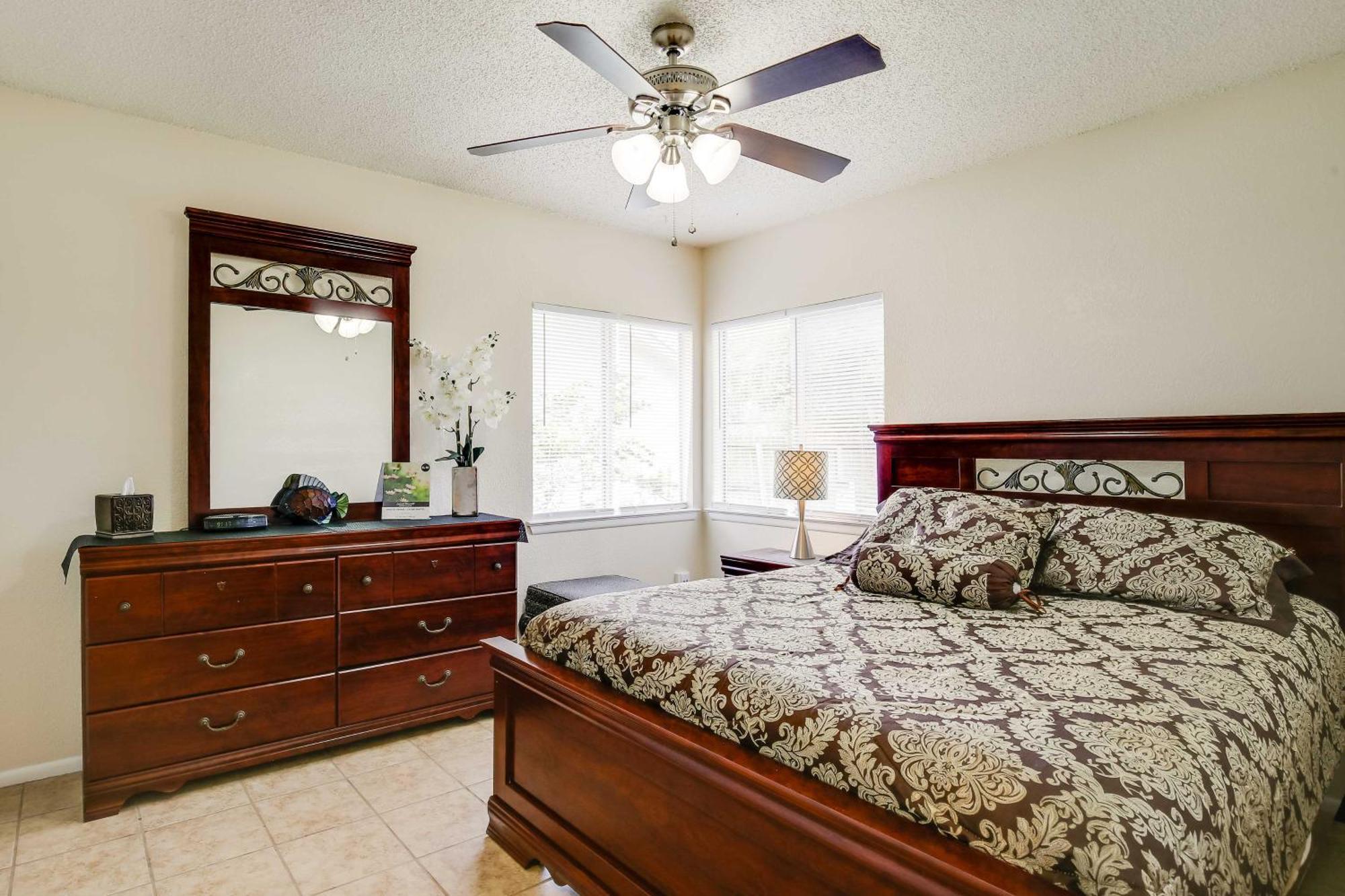 Sunny San Antonio Home With Backyard And Patio! ภายนอก รูปภาพ