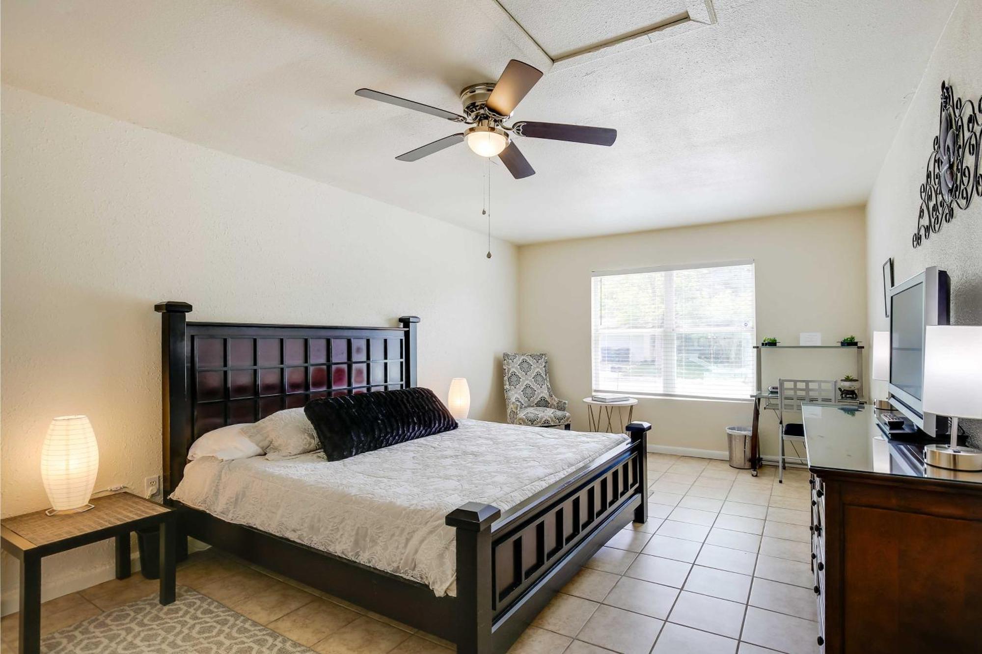 Sunny San Antonio Home With Backyard And Patio! ภายนอก รูปภาพ