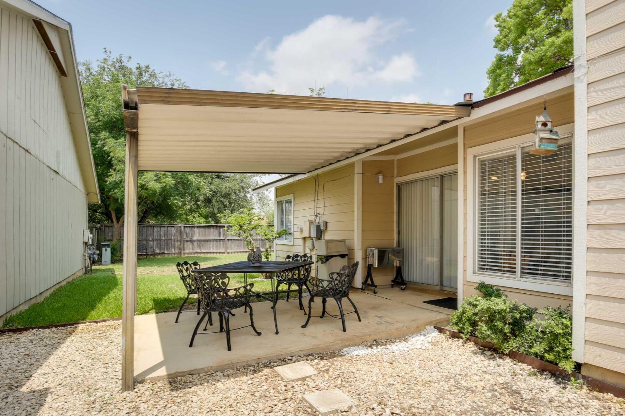 Sunny San Antonio Home With Backyard And Patio! ภายนอก รูปภาพ
